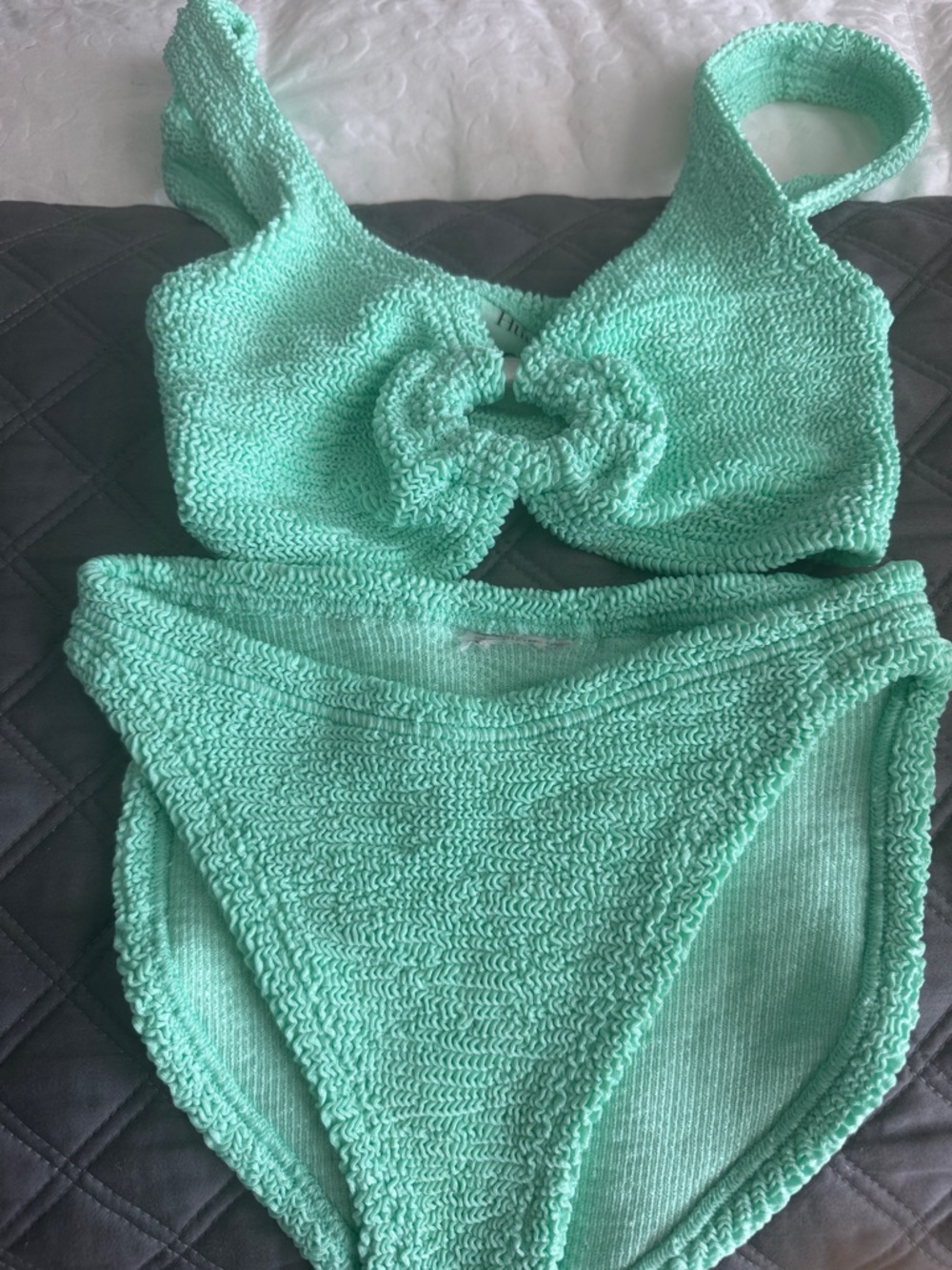 Hunza G Mint Green Textured Twist Bikini - Picture 3 of 6